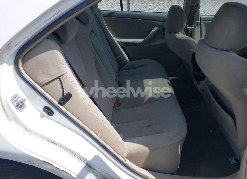 Photo 8 of 2011 Toyota Camry LE (VIN 4T1BF3EK4BU773872)