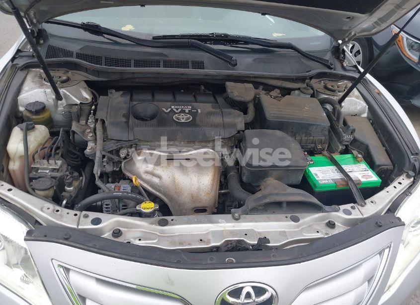 Photo 10 of 2010 Toyota Camry (VIN 4T1BF3EK5AU014582)