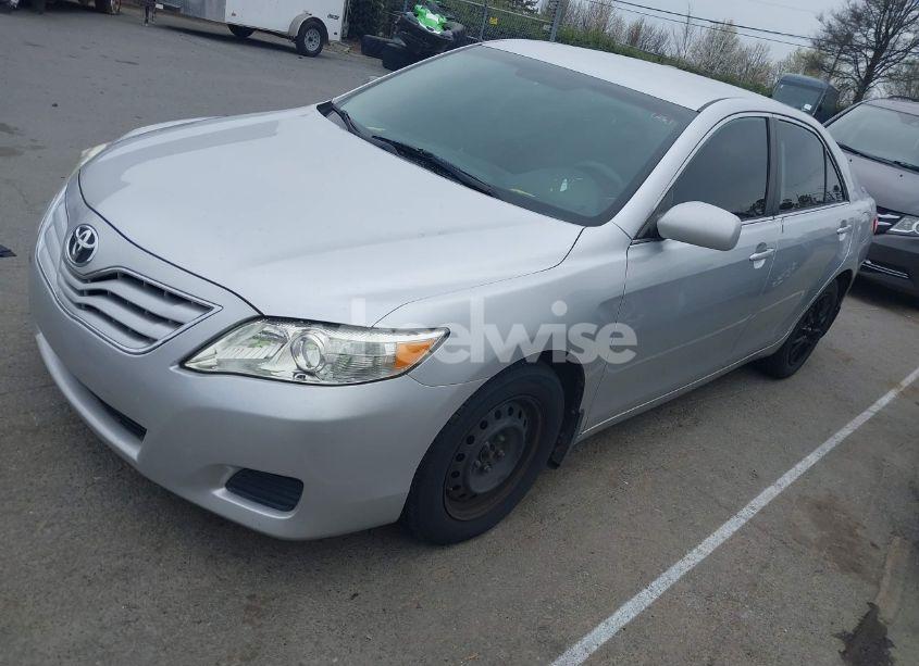Photo 2 of 2010 Toyota Camry (VIN 4T1BF3EK5AU014582)