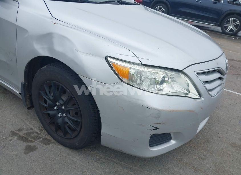 Photo 6 of 2010 Toyota Camry (VIN 4T1BF3EK5AU014582)