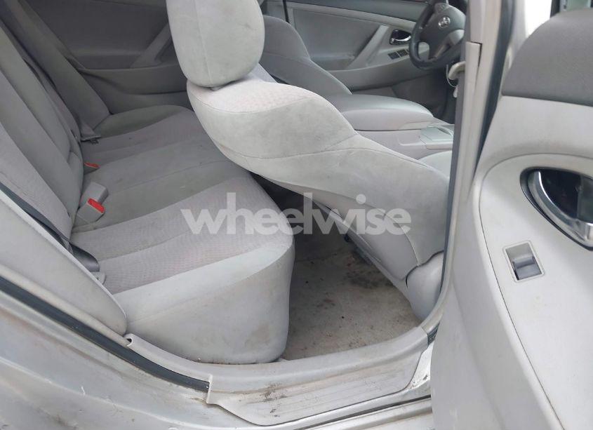 Photo 8 of 2010 Toyota Camry (VIN 4T1BF3EK5AU014582)