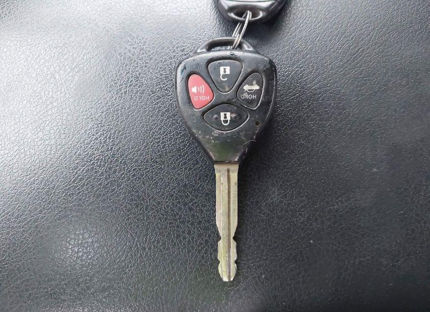 Photo 11 of 2010 Toyota Camry SE (VIN 4T1BF3EK5AU019216)