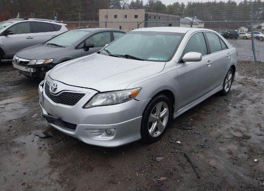 Photo 2 of 2010 Toyota Camry SE (VIN 4T1BF3EK5AU019216)