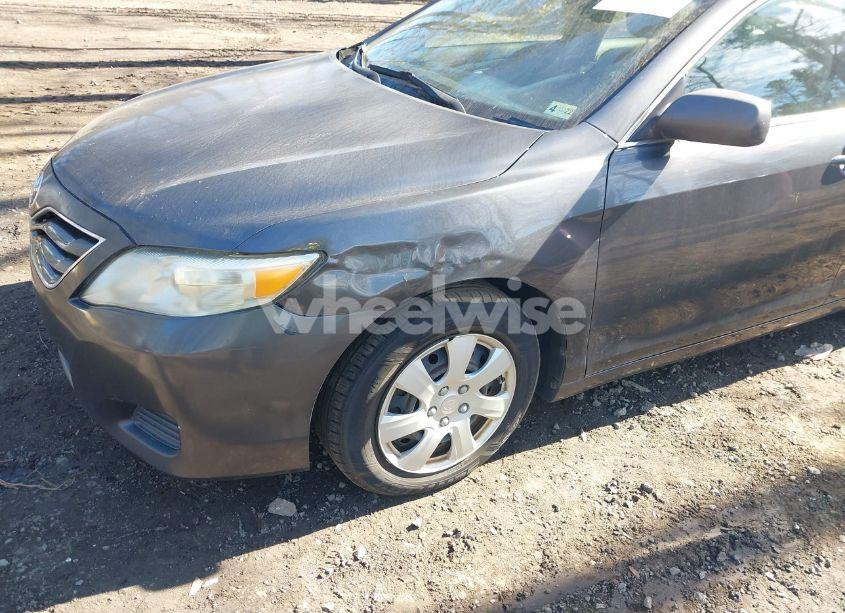 Photo 6 of 2010 Toyota Camry LE (VIN 4T1BF3EK5AU022178)