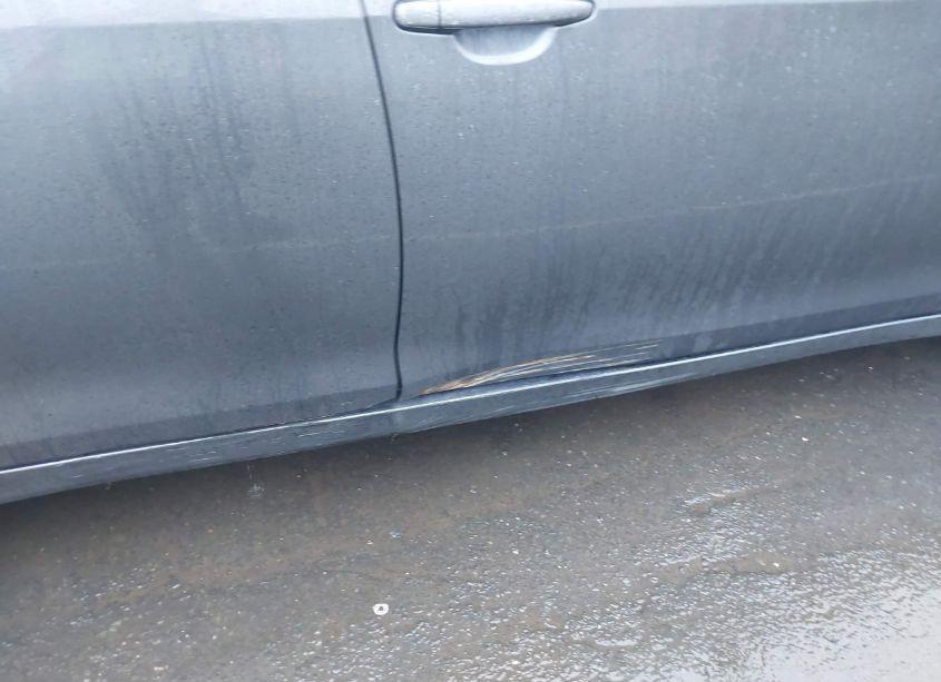 Photo 6 of 2010 Toyota Camry LE (VIN 4T1BF3EK5AU028255)