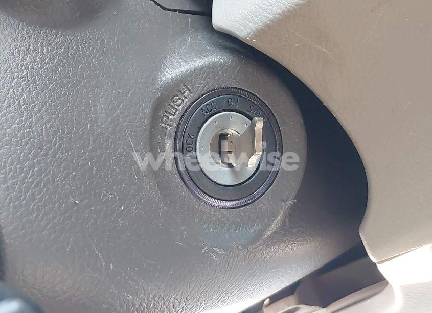 Photo 11 of 2010 Toyota Camry LE (VIN 4T1BF3EK5AU042687)