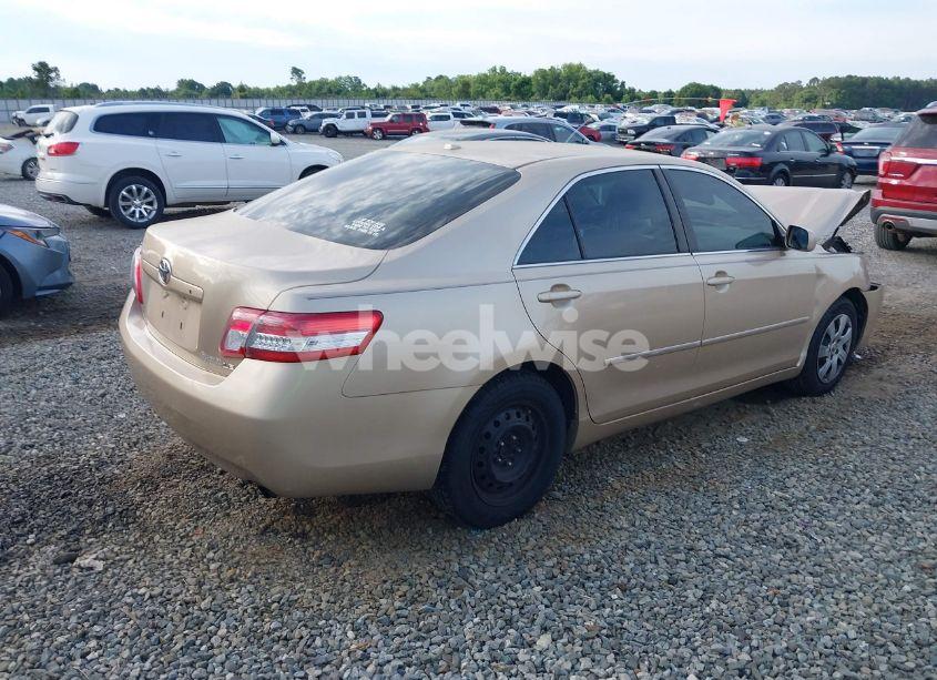 Photo 4 of 2010 Toyota Camry LE (VIN 4T1BF3EK5AU042687)