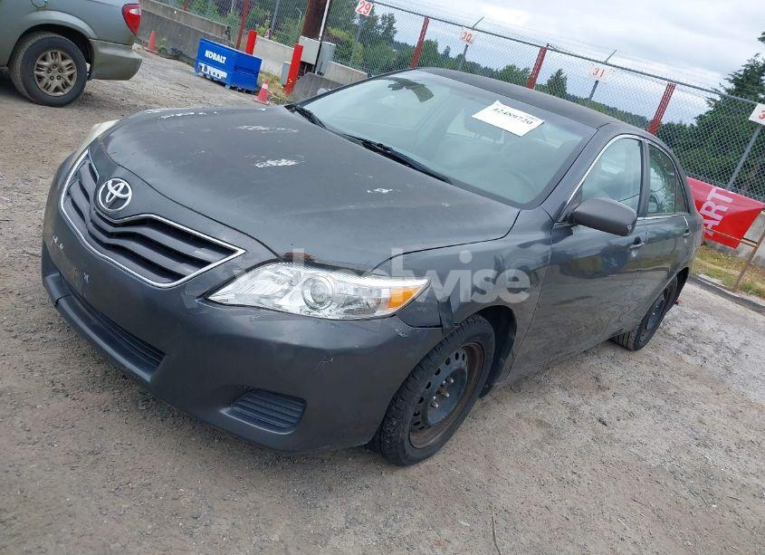 Photo 2 of 2010 Toyota Camry LE (VIN 4T1BF3EK5AU048909)