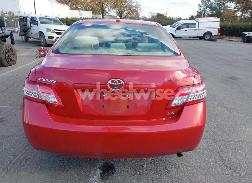 Photo 16 of 2010 Toyota Camry LE (VIN 4T1BF3EK5AU052328)