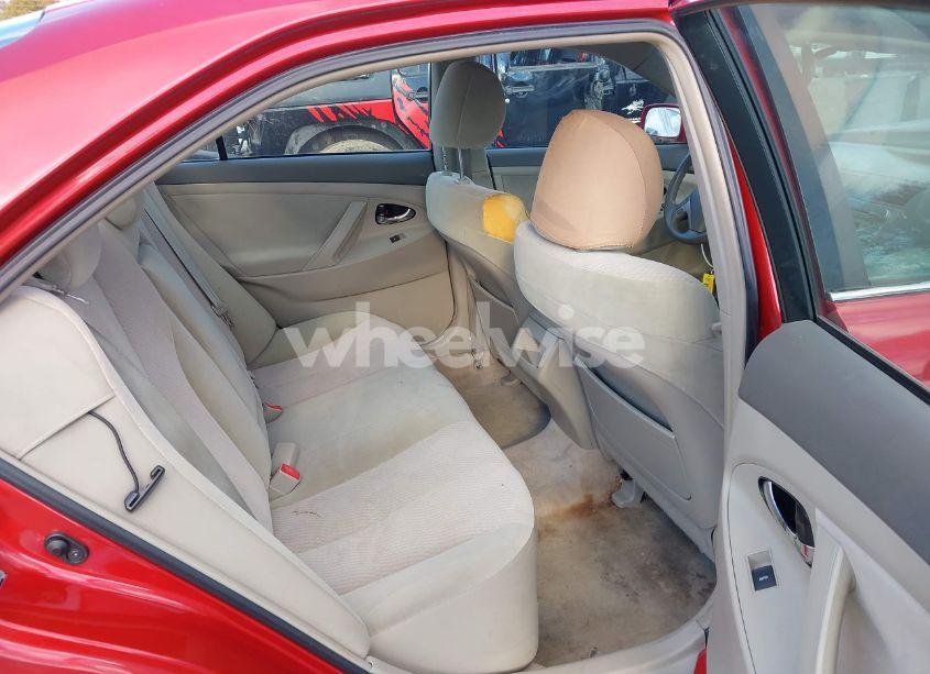 Photo 8 of 2010 Toyota Camry LE (VIN 4T1BF3EK5AU052328)