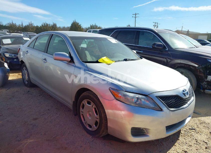 2010 Toyota Camry (VIN 4T1BF3EK5AU054404) main photo