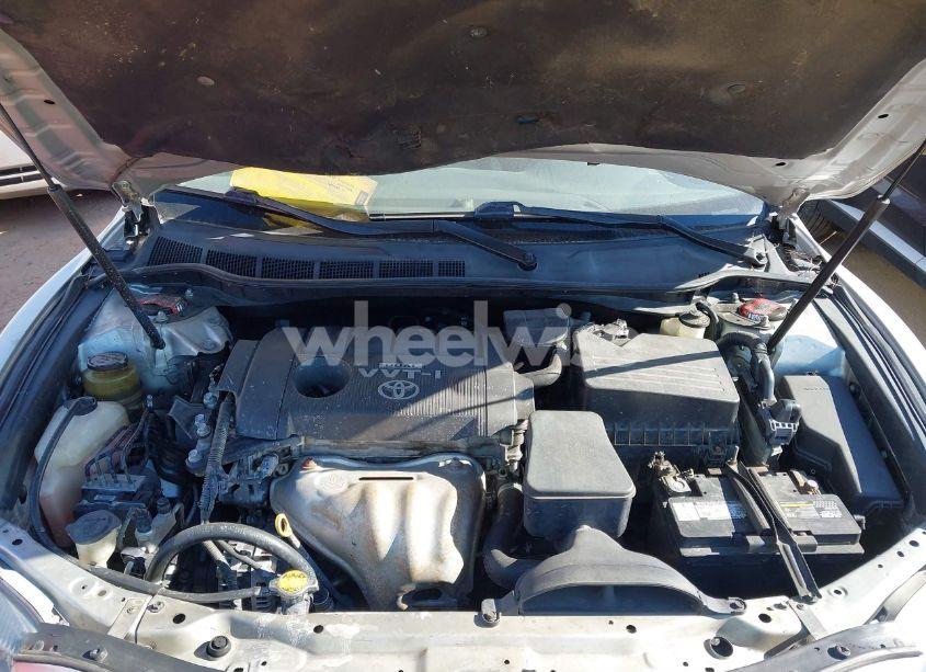 Photo 10 of 2010 Toyota Camry (VIN 4T1BF3EK5AU054404)