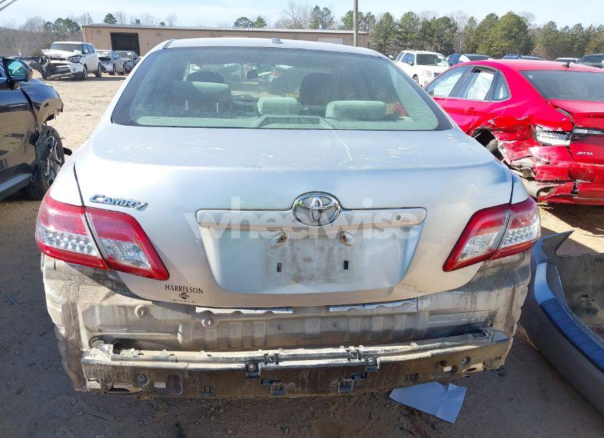 Photo 16 of 2010 Toyota Camry (VIN 4T1BF3EK5AU054404)