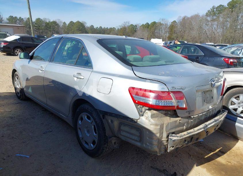 Photo 3 of 2010 Toyota Camry (VIN 4T1BF3EK5AU054404)