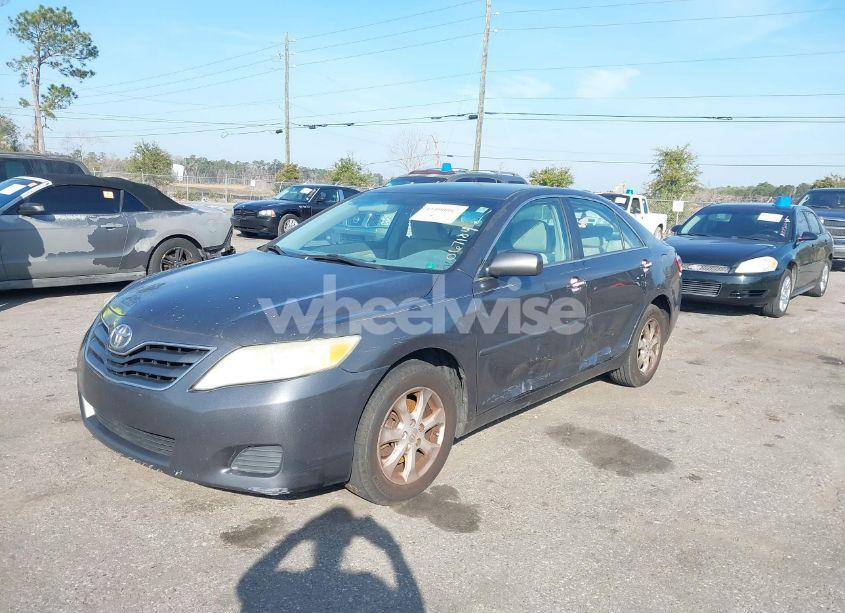 Photo 2 of 2010 Toyota Camry LE (VIN 4T1BF3EK5AU067184)