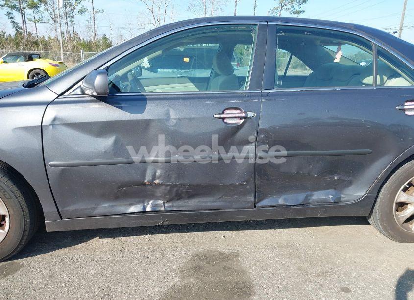 Photo 6 of 2010 Toyota Camry LE (VIN 4T1BF3EK5AU067184)