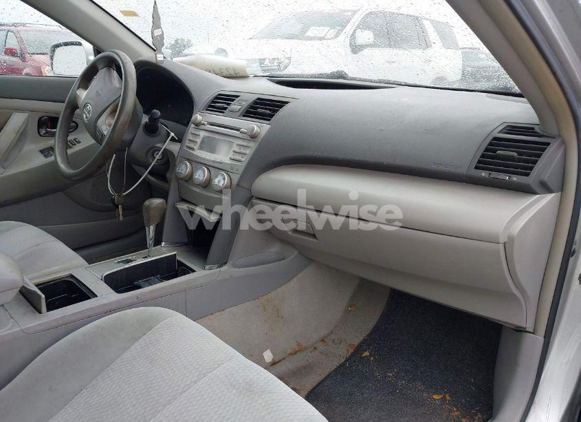 Photo 5 of 2010 Toyota Camry LE/SE/XLE (VIN 4T1BF3EK5AU078931)