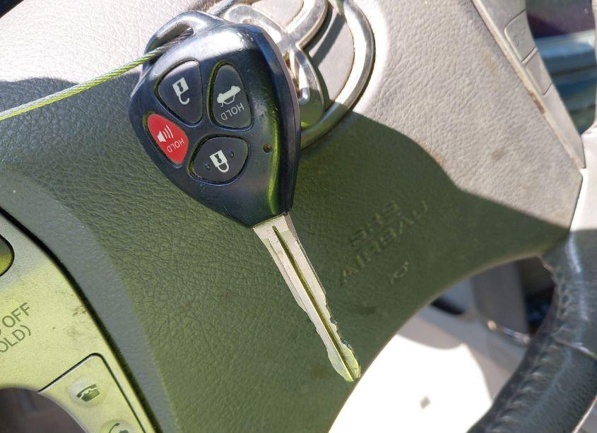 Photo 11 of 2010 Toyota Camry XLE (VIN 4T1BF3EK5AU093610)