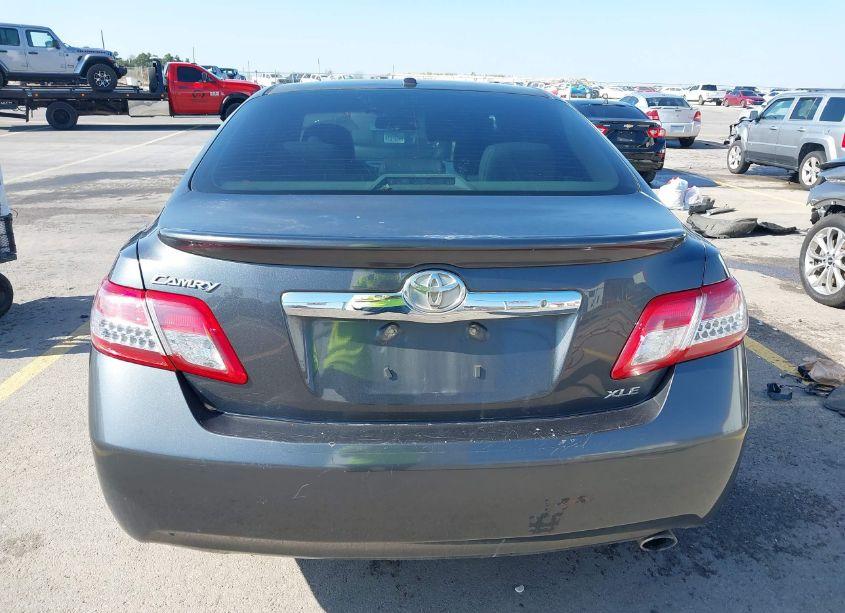 Photo 16 of 2010 Toyota Camry XLE (VIN 4T1BF3EK5AU093610)