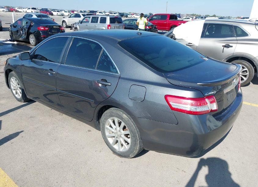 Photo 3 of 2010 Toyota Camry XLE (VIN 4T1BF3EK5AU093610)