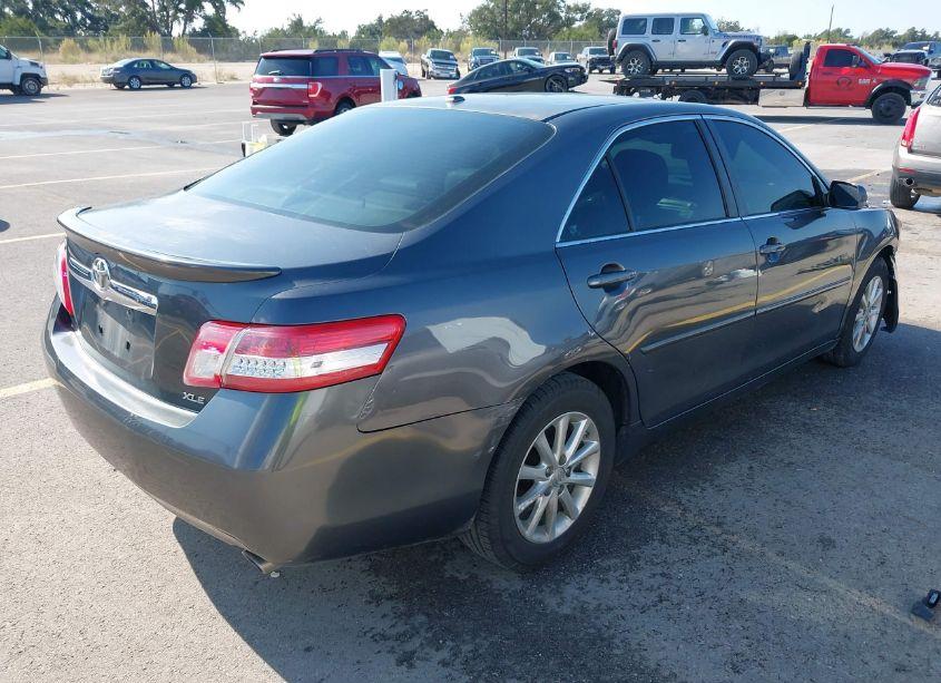 Photo 4 of 2010 Toyota Camry XLE (VIN 4T1BF3EK5AU093610)