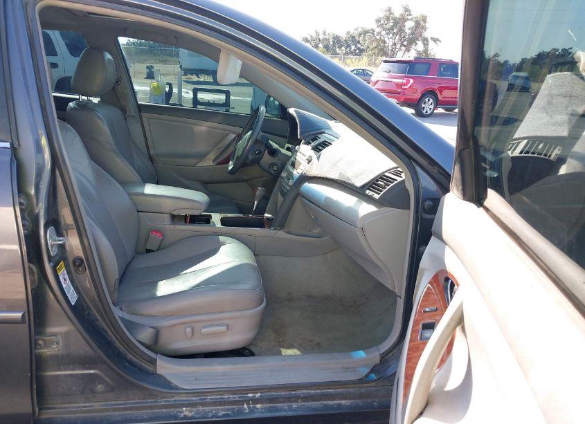 Photo 5 of 2010 Toyota Camry XLE (VIN 4T1BF3EK5AU093610)