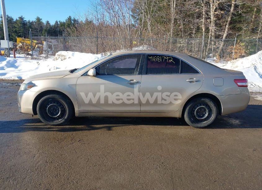 Photo 12 of 2010 Toyota Camry LE (VIN 4T1BF3EK5AU094918)