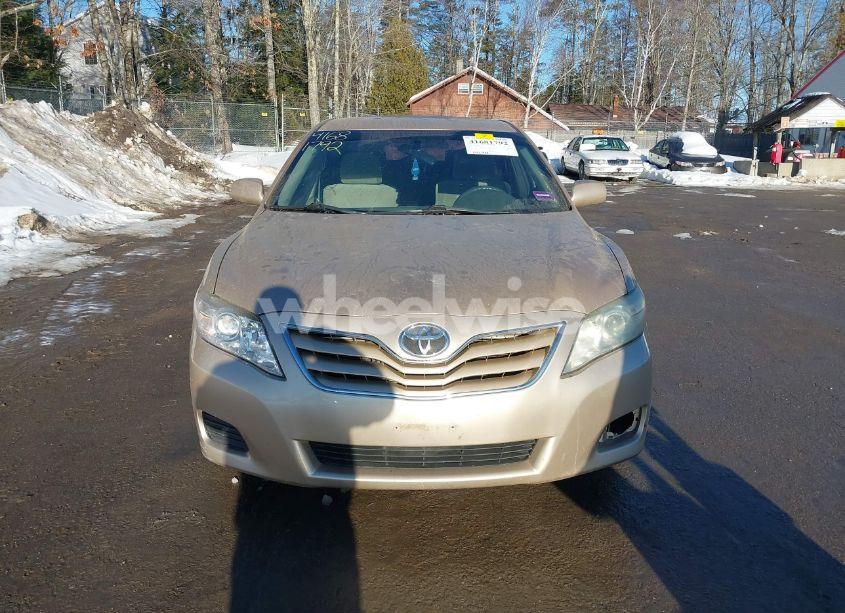 Photo 13 of 2010 Toyota Camry LE (VIN 4T1BF3EK5AU094918)