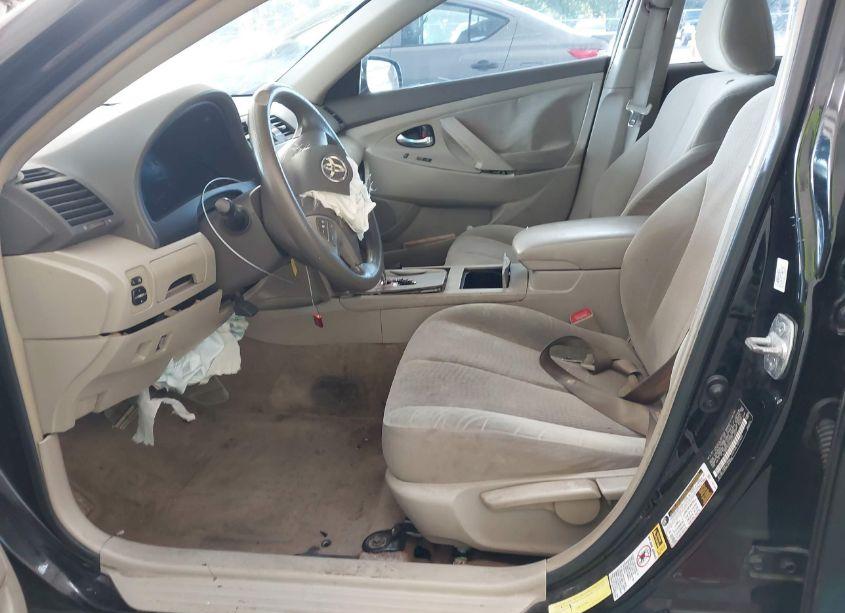 Photo 5 of 2010 Toyota Camry N/A (VIN 4T1BF3EK5AU117047)