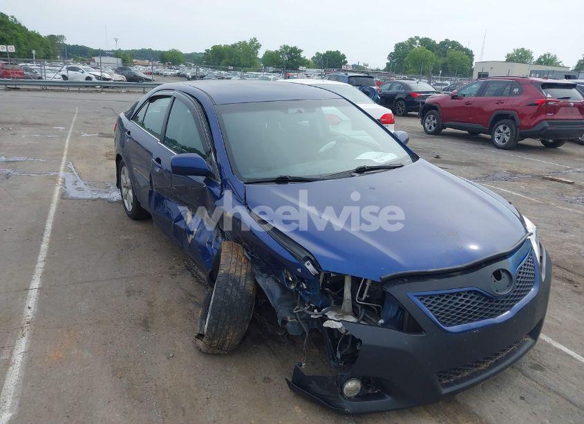 2010 Toyota Camry SE (VIN 4T1BF3EK5AU500454) main photo