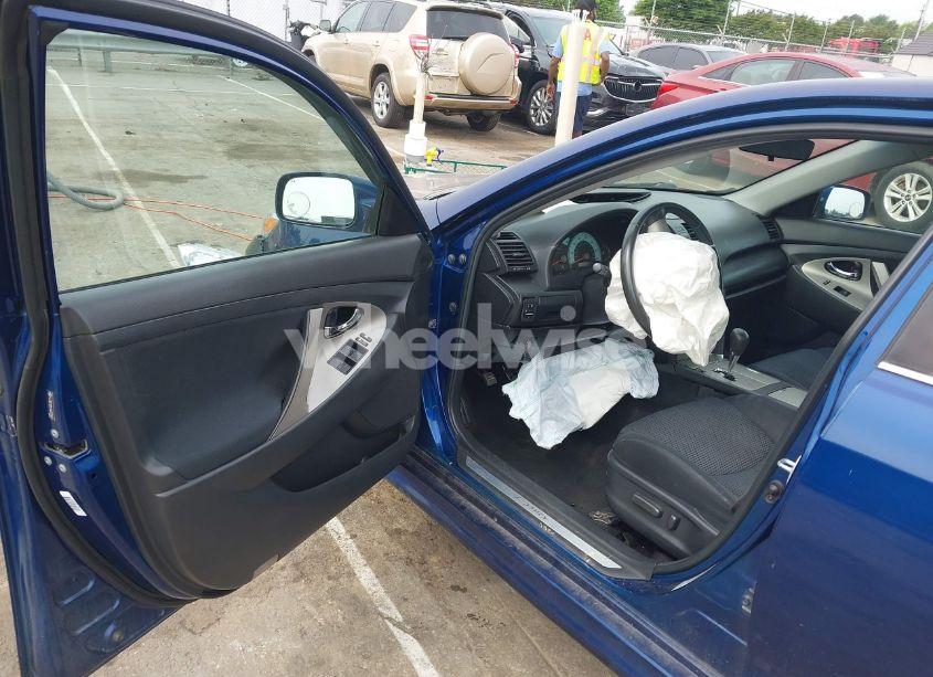 Photo 5 of 2010 Toyota Camry SE (VIN 4T1BF3EK5AU500454)