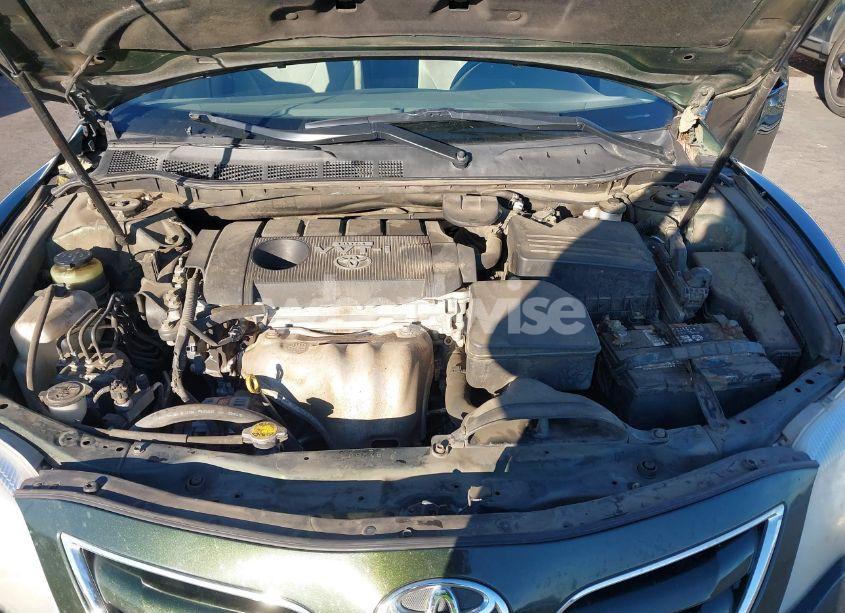 Photo 10 of 2010 Toyota Camry LE (VIN 4T1BF3EK5AU518064)