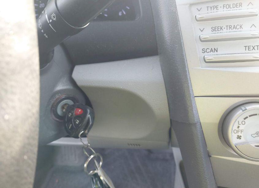 Photo 11 of 2010 Toyota Camry LE (VIN 4T1BF3EK5AU523071)