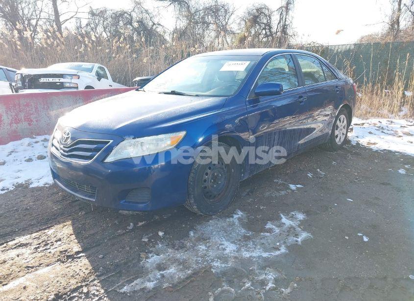 Photo 2 of 2010 Toyota Camry LE (VIN 4T1BF3EK5AU530442)