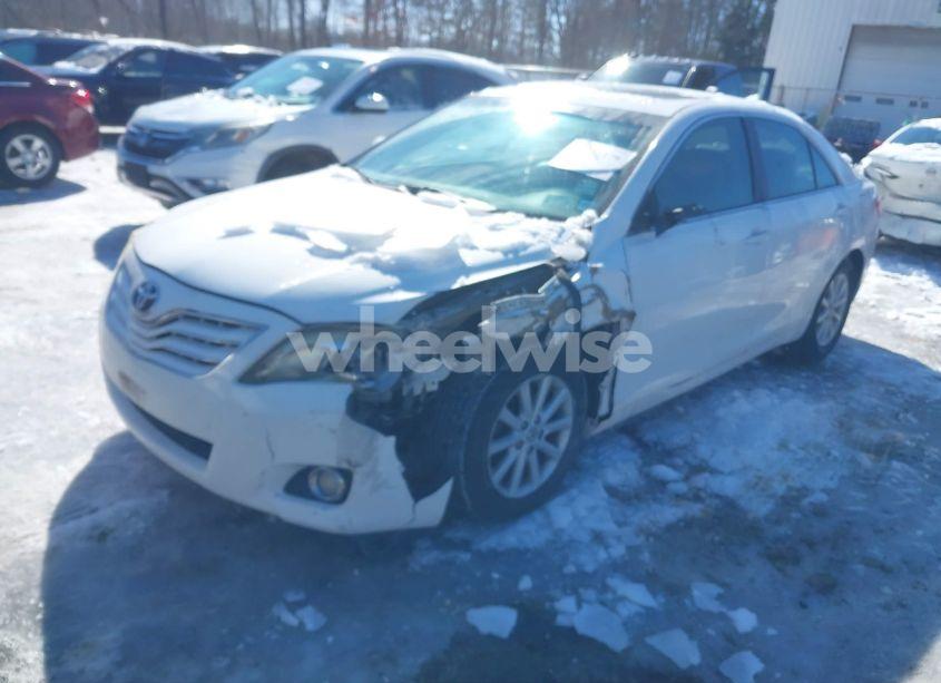 Photo 2 of 2010 Toyota Camry XLE (VIN 4T1BF3EK5AU532854)