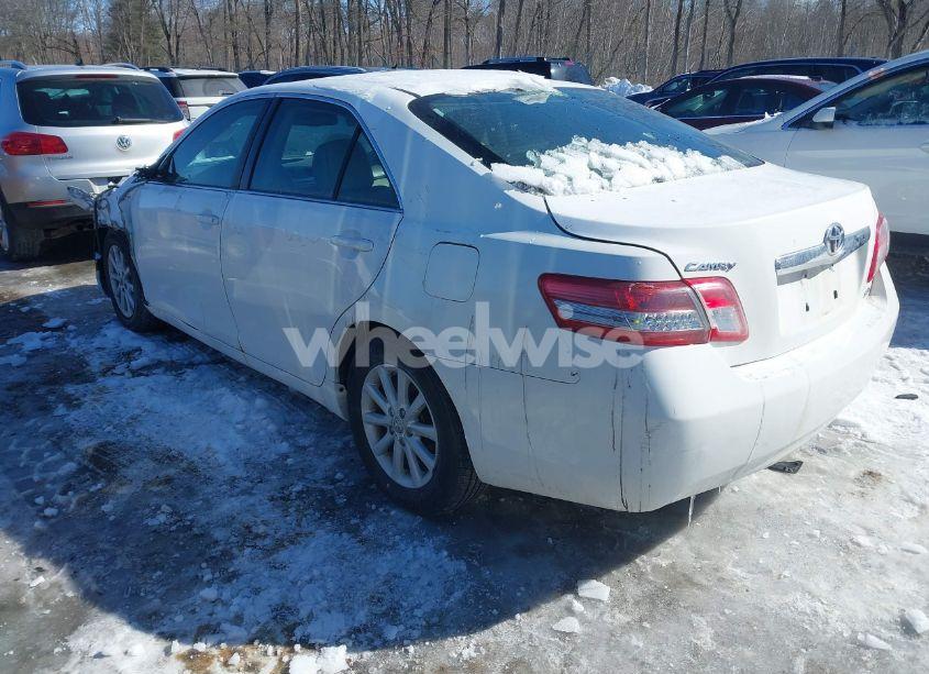 Photo 3 of 2010 Toyota Camry XLE (VIN 4T1BF3EK5AU532854)
