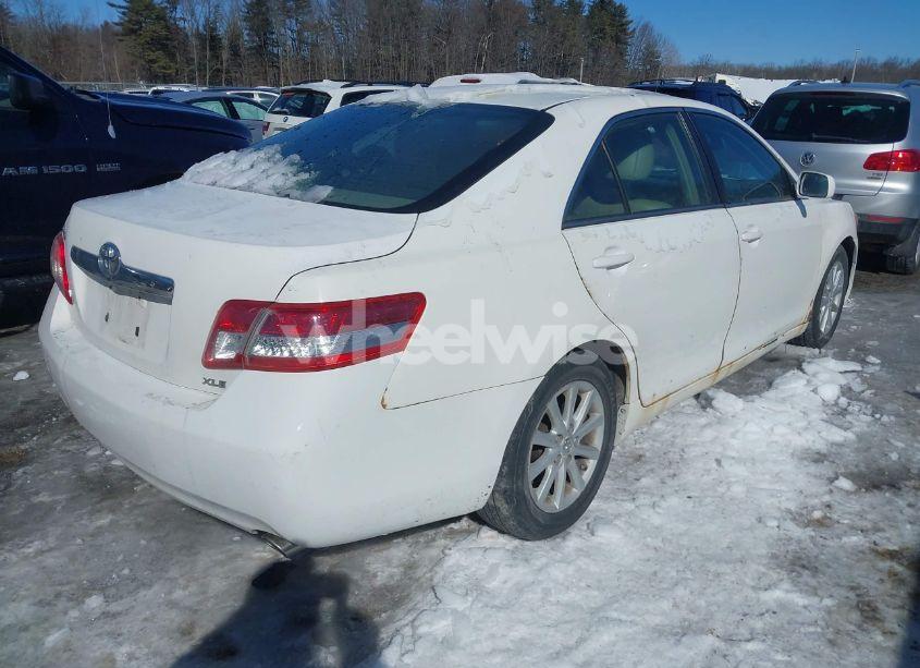 Photo 4 of 2010 Toyota Camry XLE (VIN 4T1BF3EK5AU532854)