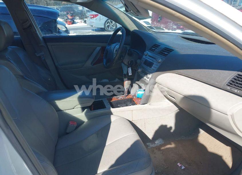 Photo 5 of 2010 Toyota Camry XLE (VIN 4T1BF3EK5AU532854)