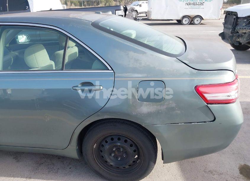 Photo 12 of 2010 Toyota Camry LE (VIN 4T1BF3EK5AU548648)