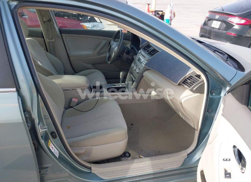 Photo 5 of 2010 Toyota Camry LE (VIN 4T1BF3EK5AU548648)