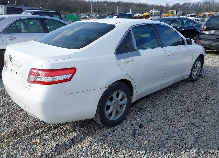Photo 4 of 2010 Toyota Camry LE (VIN 4T1BF3EK5AU551842)