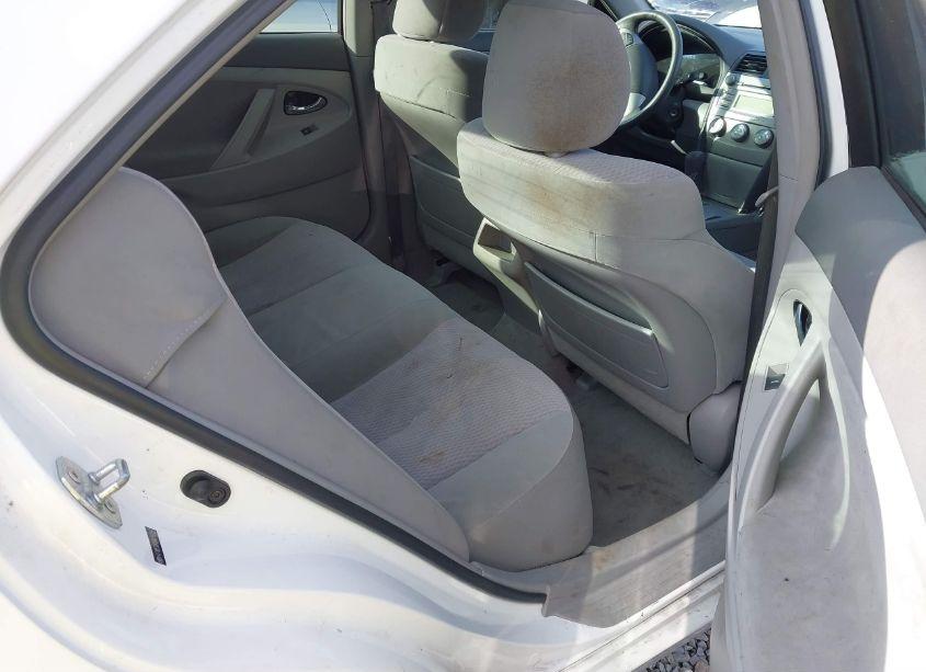 Photo 8 of 2010 Toyota Camry LE (VIN 4T1BF3EK5AU551842)