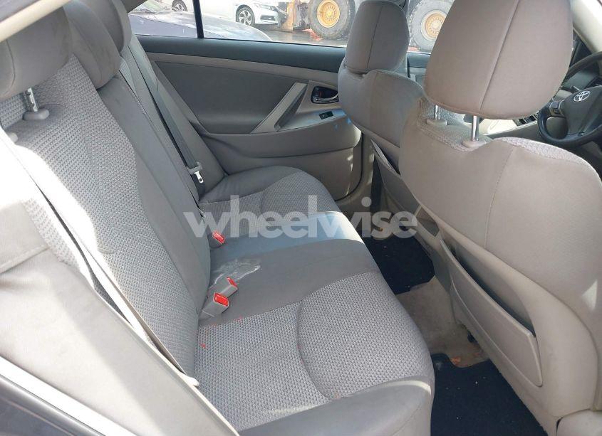 Photo 8 of 2011 Toyota Camry SE (VIN 4T1BF3EK5BU124999)