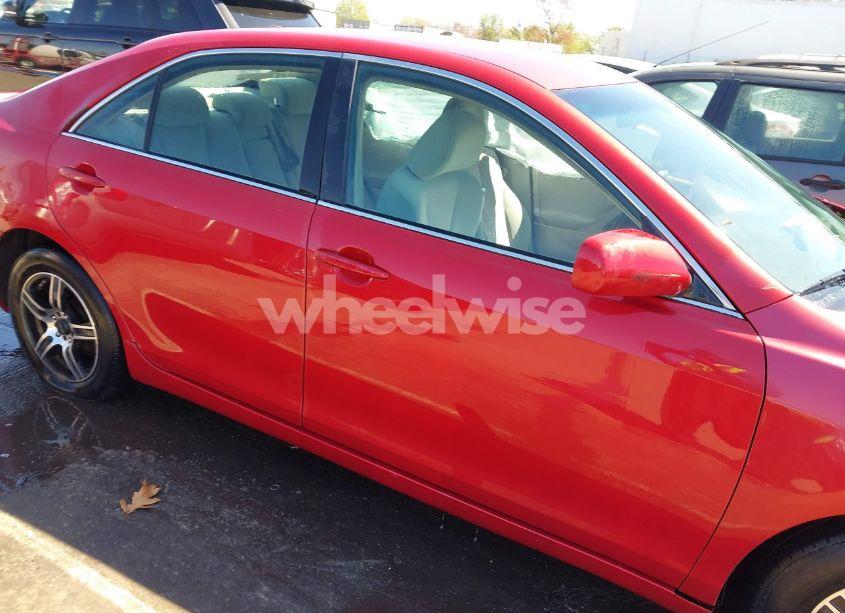 Photo 13 of 2011 Toyota Camry LE (VIN 4T1BF3EK5BU136635)