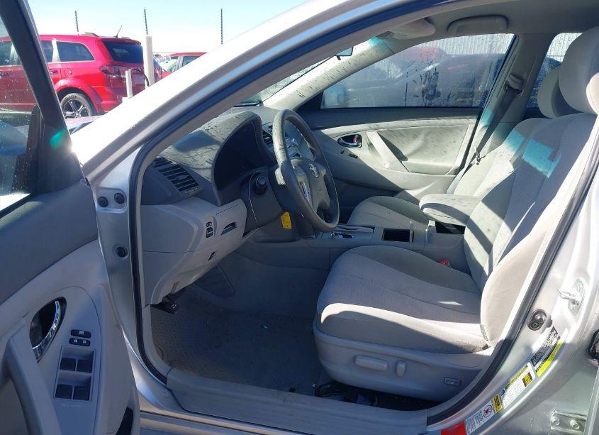 Photo 5 of 2011 Toyota Camry LE (VIN 4T1BF3EK5BU138384)