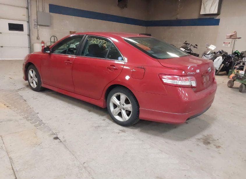 Photo 3 of 2011 Toyota Camry SE (VIN 4T1BF3EK5BU146548)