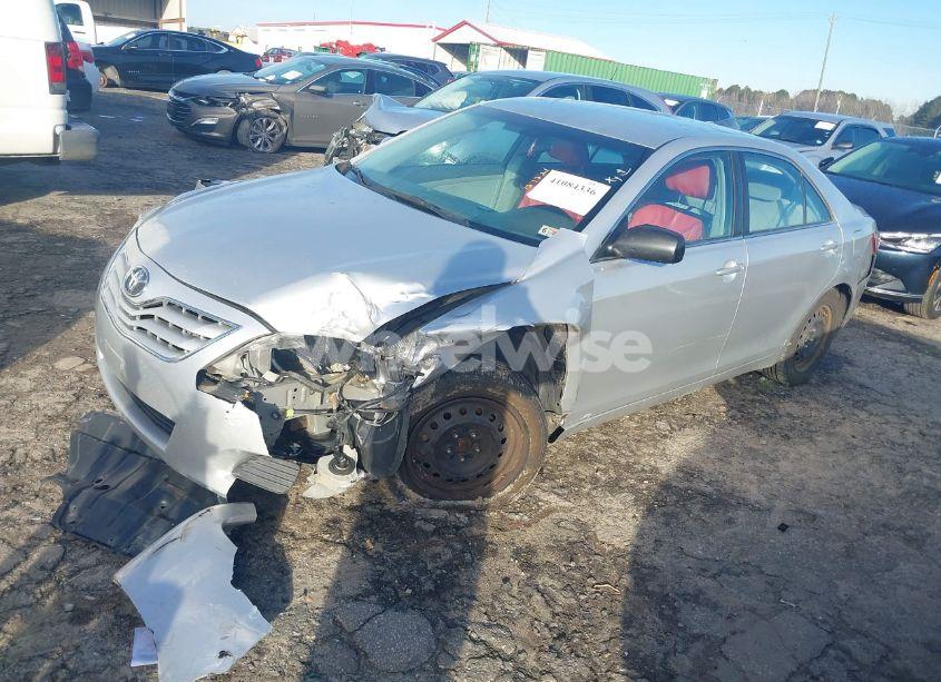 Photo 2 of 2011 Toyota Camry (VIN 4T1BF3EK5BU148932)