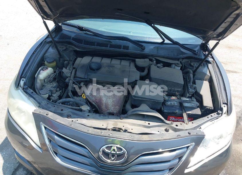 Photo 10 of 2011 Toyota Camry LE (VIN 4T1BF3EK5BU149305)