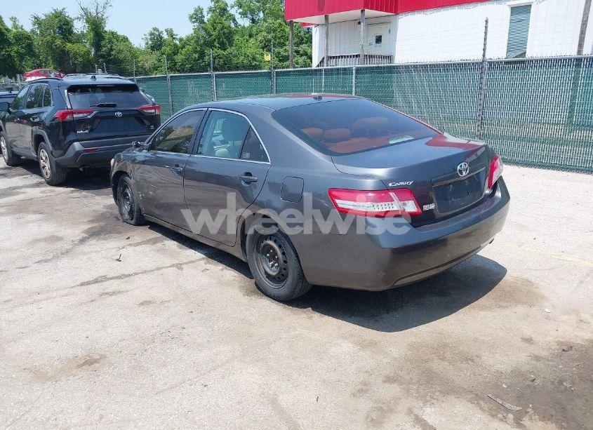 Photo 3 of 2011 Toyota Camry LE (VIN 4T1BF3EK5BU149305)