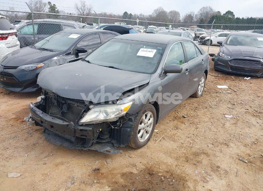 Photo 2 of 2011 Toyota Camry LE (VIN 4T1BF3EK5BU154777)